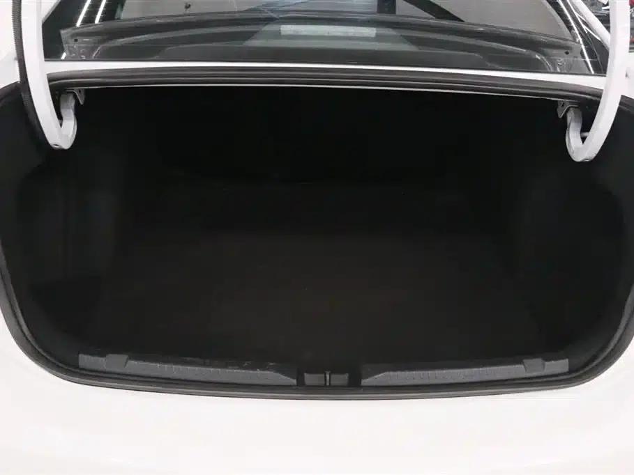 2024 Volkswagen Lavida 1.5L Automatic Comfort Edition — миниатюра 16