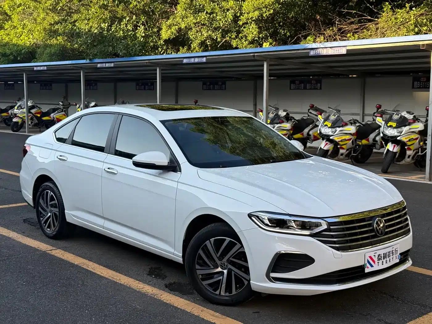 2023 Volkswagen Lavida 280TSI DSG Full Comfort Edition — миниатюра 3