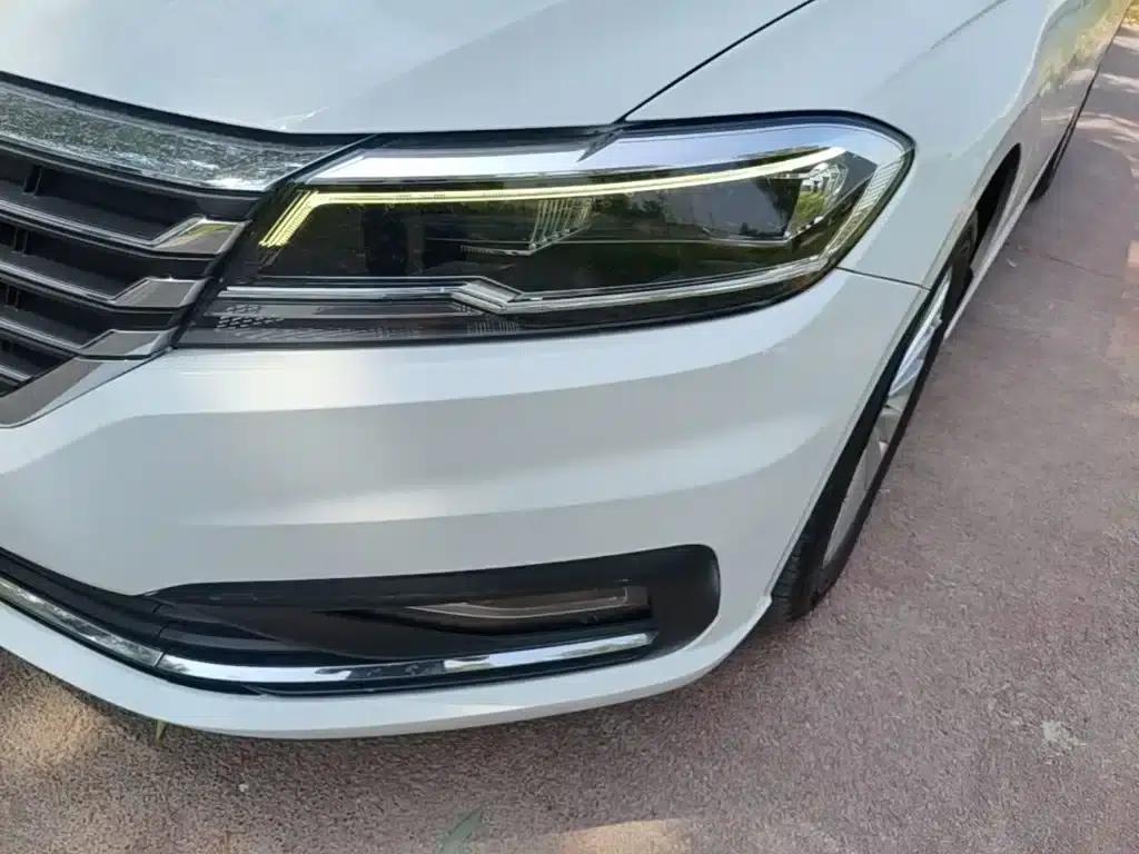 2022 Volkswagen Lavida 1.5L Automatic Vision Edition — миниатюра 24