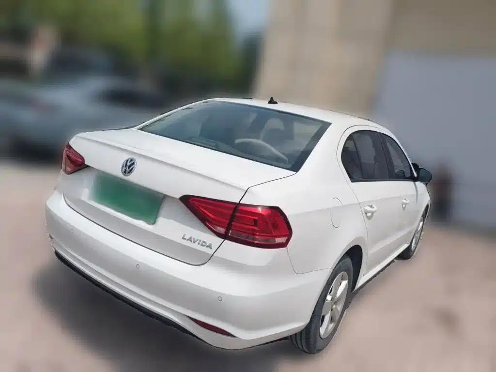 2019 Volkswagen Lavida, Lavida Start-up 1.5L Manual Fashion Edition (National VI Emission Standard) — миниатюра 5