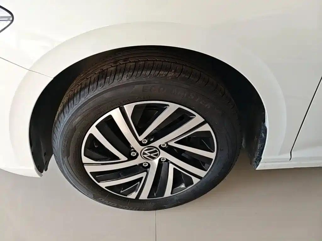 2024 Volkswagen Lavida 1.5L Automatic Starry Sky Five Million Edition — миниатюра 23