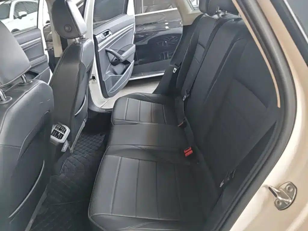 2022 Volkswagen Lavida 1.5L Automatic Comfort Edition — миниатюра 17