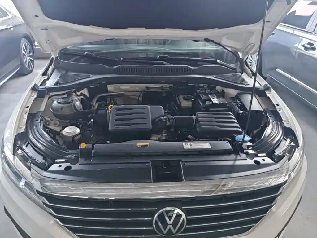 2022 Volkswagen Lavida 1.5L Automatic Comfort Edition — миниатюра 20