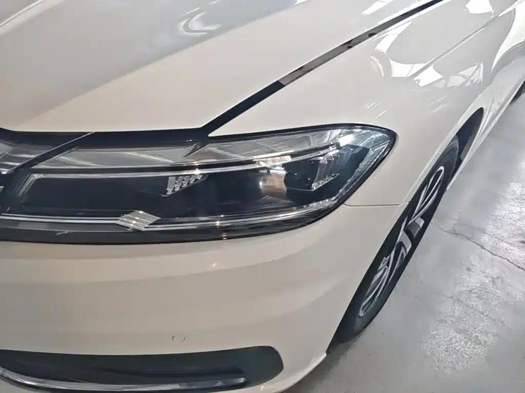 2022 Volkswagen Lavida 1.5L Automatic Comfort Edition — миниатюра 24