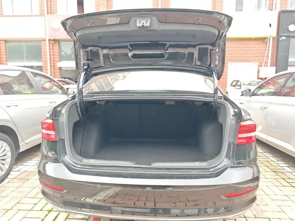 2019 Volkswagen Lavida 1.5L Automatic Comfort Edition (China VI Emission Standard) — миниатюра 19