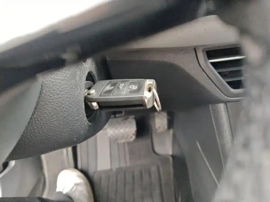 2019 Volkswagen Lavida 1.5L Automatic Comfort Edition (China VI Emission Standard) — миниатюра 9