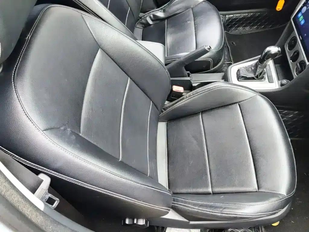2013 Volkswagen Lavida Classic Facelift 1.6L Automatic Fashion Edition — миниатюра 25