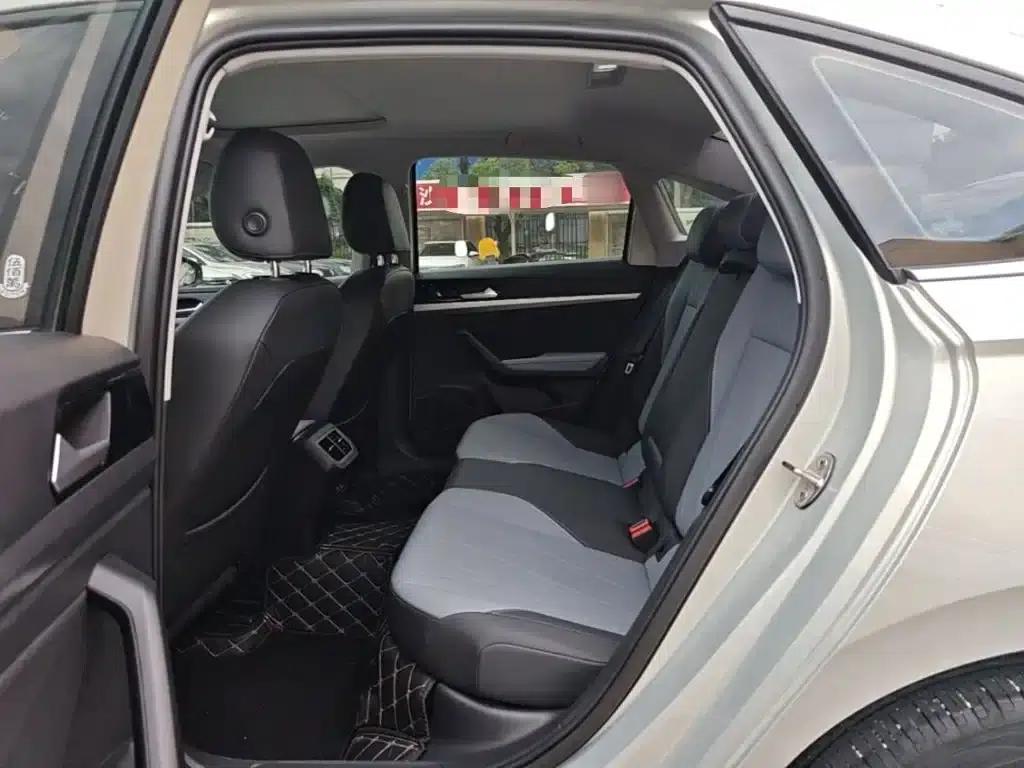 2023 Volkswagen Lavida 1.5L Automatic Five Million Edition — миниатюра 17