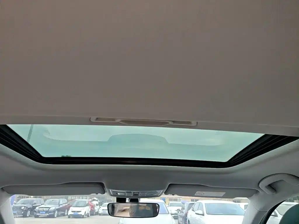 2023 Volkswagen Lavida 1.5L Automatic Five Million Edition — миниатюра 18