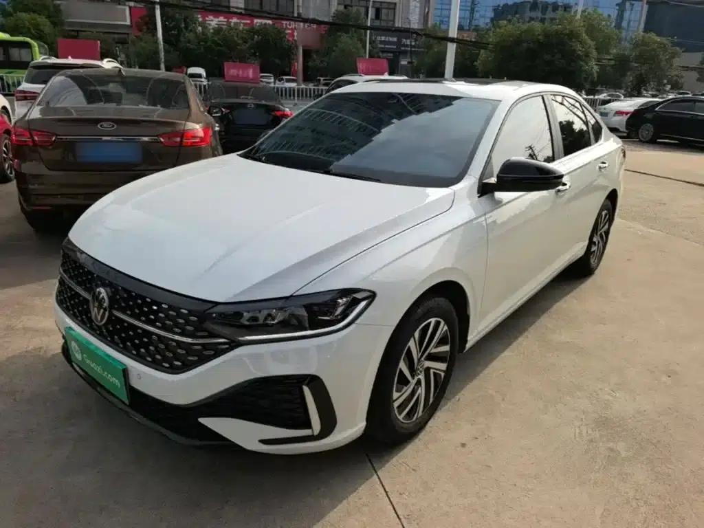Lavida 2024 300TSI DSG Starry Sky Leading Edition — миниатюра 2
