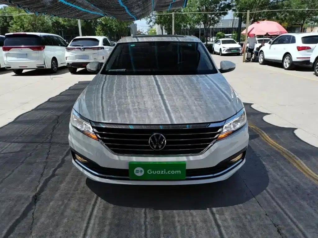 2022 Volkswagen Lavida 280TSI DSG Comfort Edition — миниатюра 3