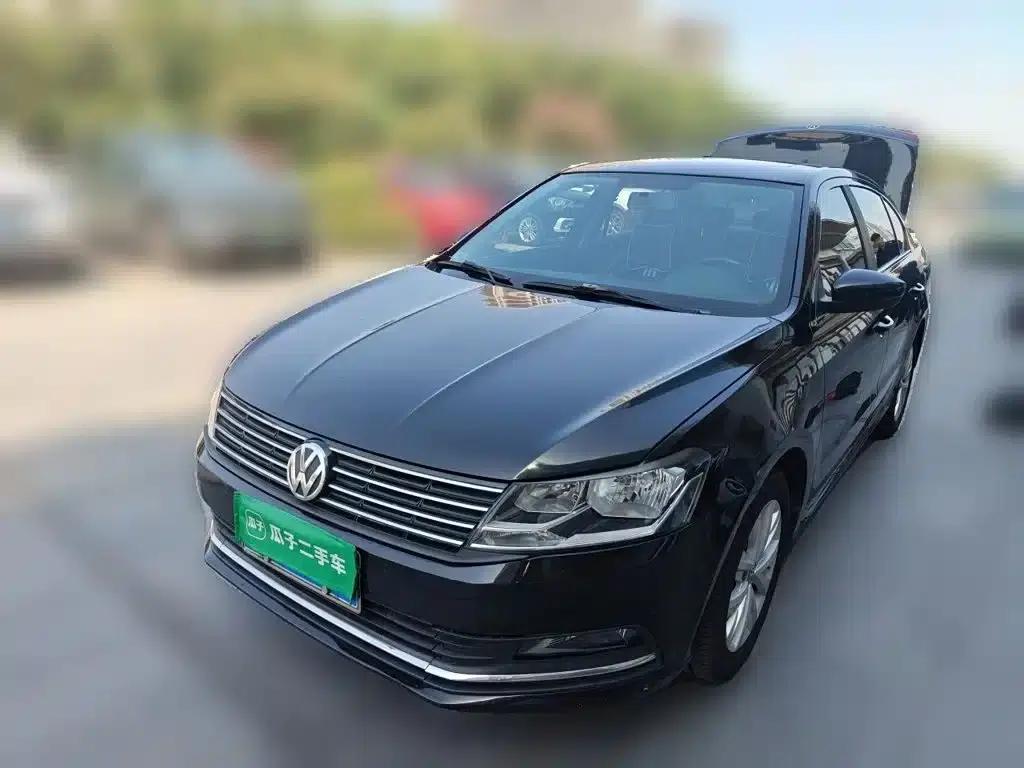 2015 Volkswagen Lavida 1.6L Automatic Comfort Edition — миниатюра 1