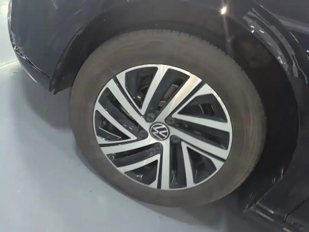 2024 Volkswagen Lavida 1.5L Automatic Starry Sky Five Million Edition — миниатюра 23
