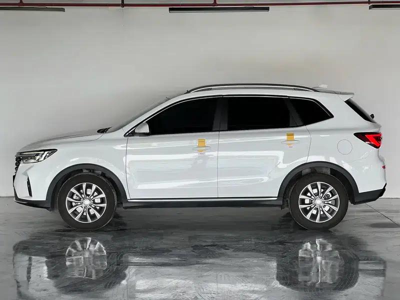Roewe RX5 2023 PLUS 330TGI Automatic Trendsetting Smart Edition — миниатюра 4