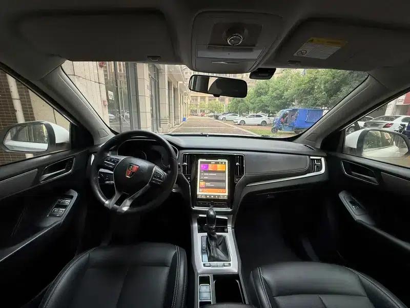 Roewe RX5 2018 20T Two-Wheel Drive Automatic Internet Smart Edition — миниатюра 7