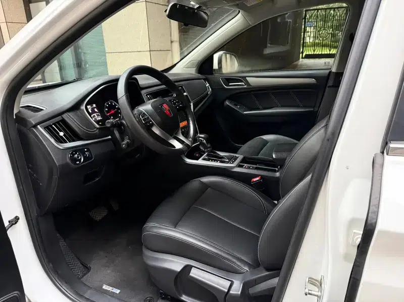 Roewe RX5 2018 20T Two-Wheel Drive Automatic Internet Smart Edition — миниатюра 8
