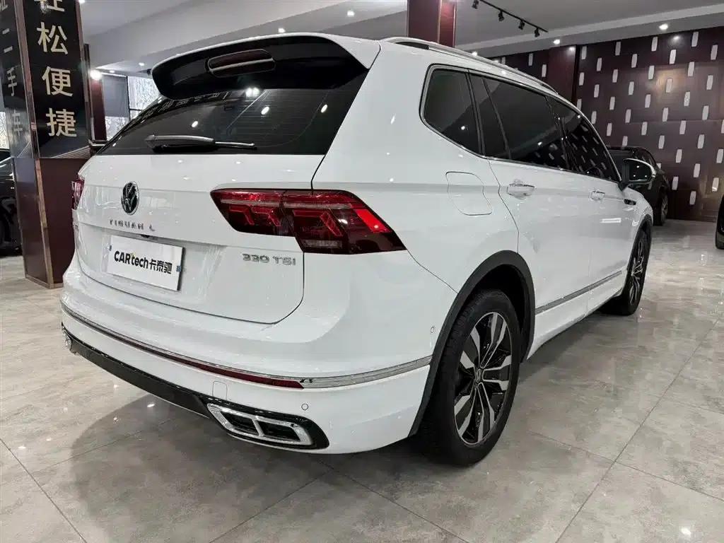 Tiguan L 2023 Facelift 330TSI Automatic 2WD R-Line Premium Edition — миниатюра 4