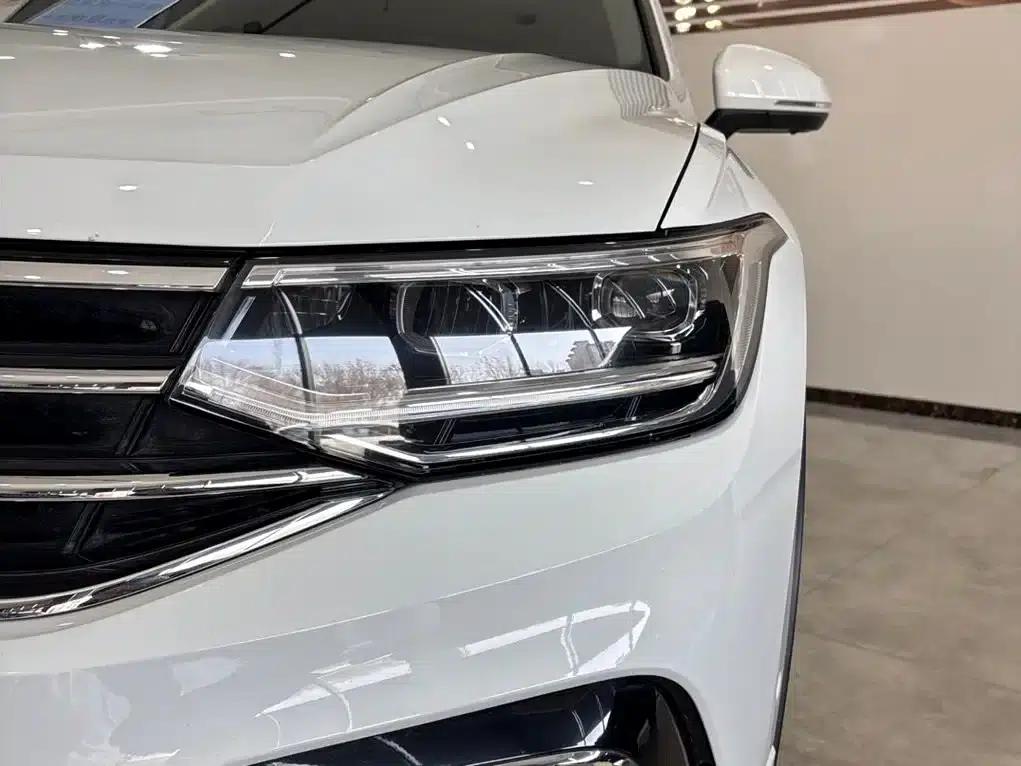 Tiguan L 2023 Facelift 330TSI Automatic 2WD R-Line Premium Edition — миниатюра 7