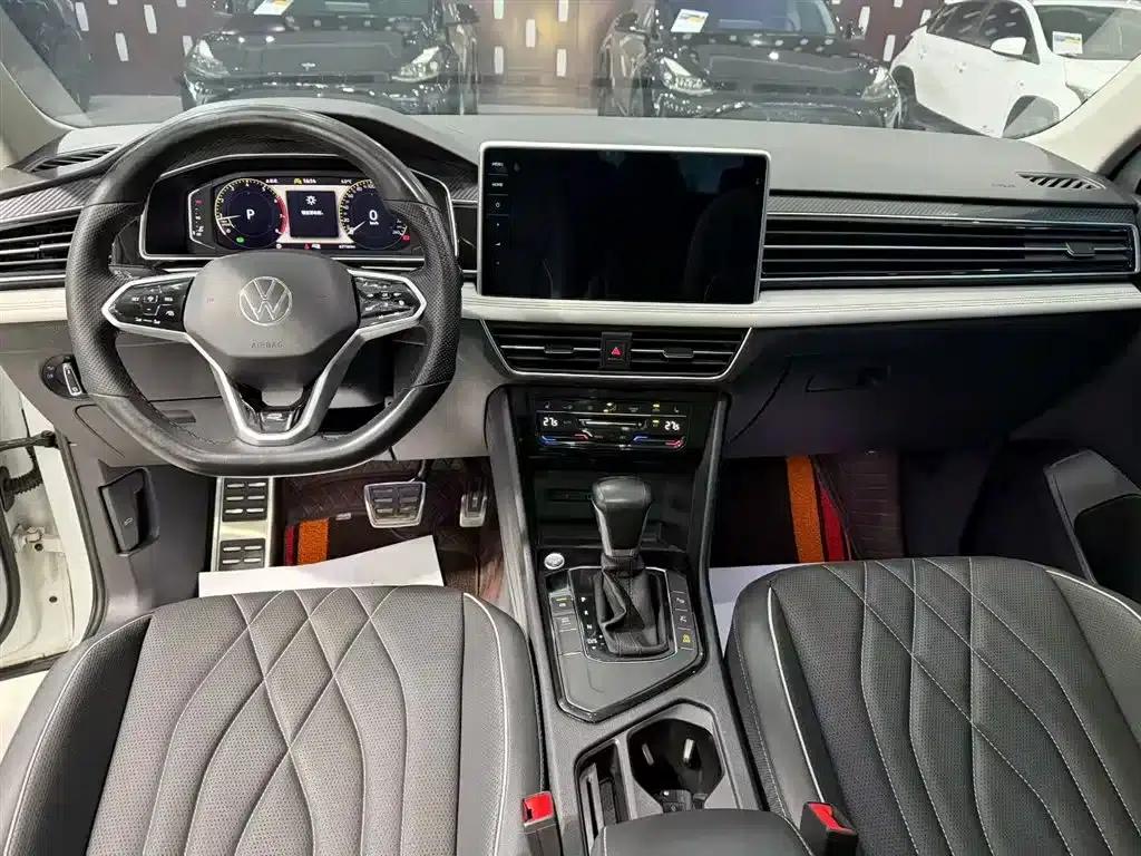 Tiguan L 2023 Facelift 330TSI Automatic 2WD R-Line Premium Edition — миниатюра 9