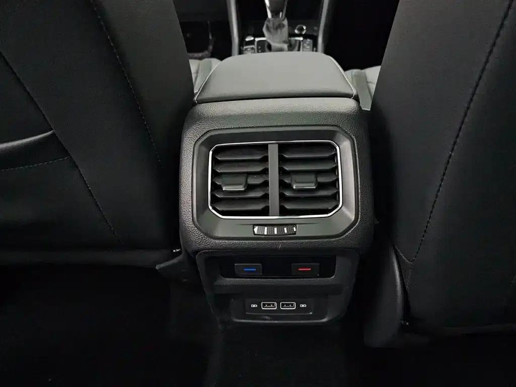 Tiguan L 2020 330TSI Automatic 2WD Smart Luxury Edition (China VI Emission Standard) — миниатюра 13
