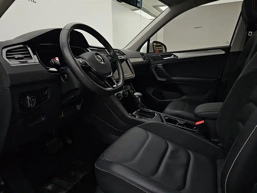Tiguan L 2020 330TSI Automatic 2WD Smart Luxury Edition (China VI Emission Standard) — миниатюра 6
