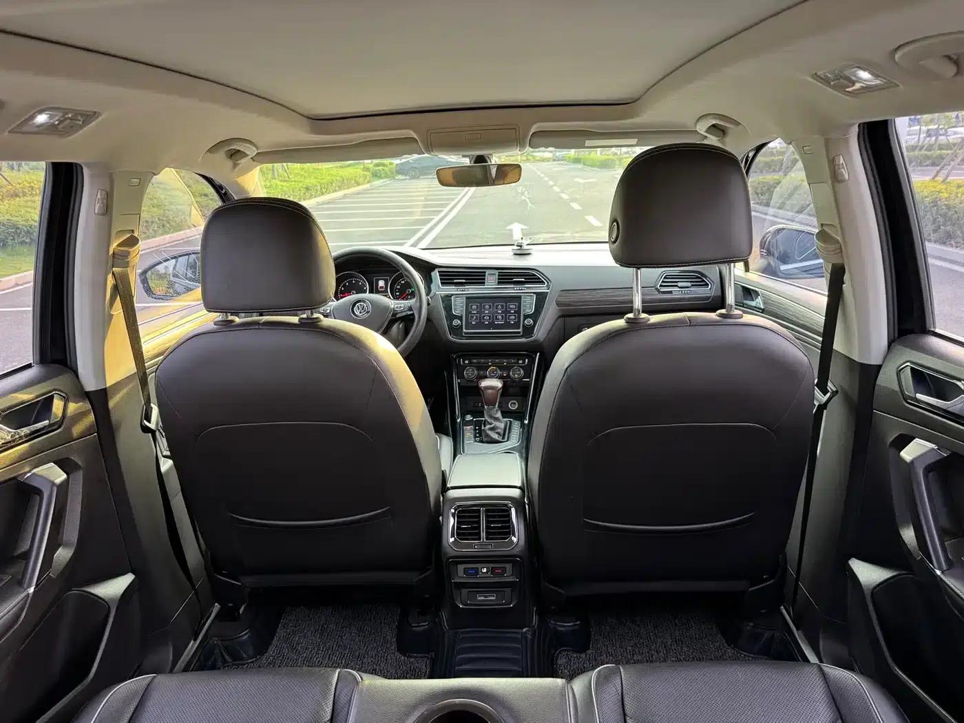 Tiguan L 2018 330TSI Automatic 2WD Flagship Edition — миниатюра 30