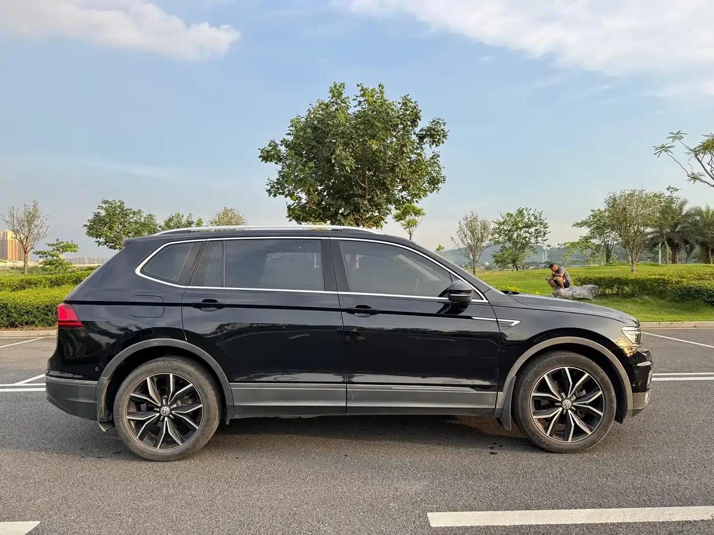 Tiguan L 2018 330TSI Automatic 2WD Flagship Edition — миниатюра 4