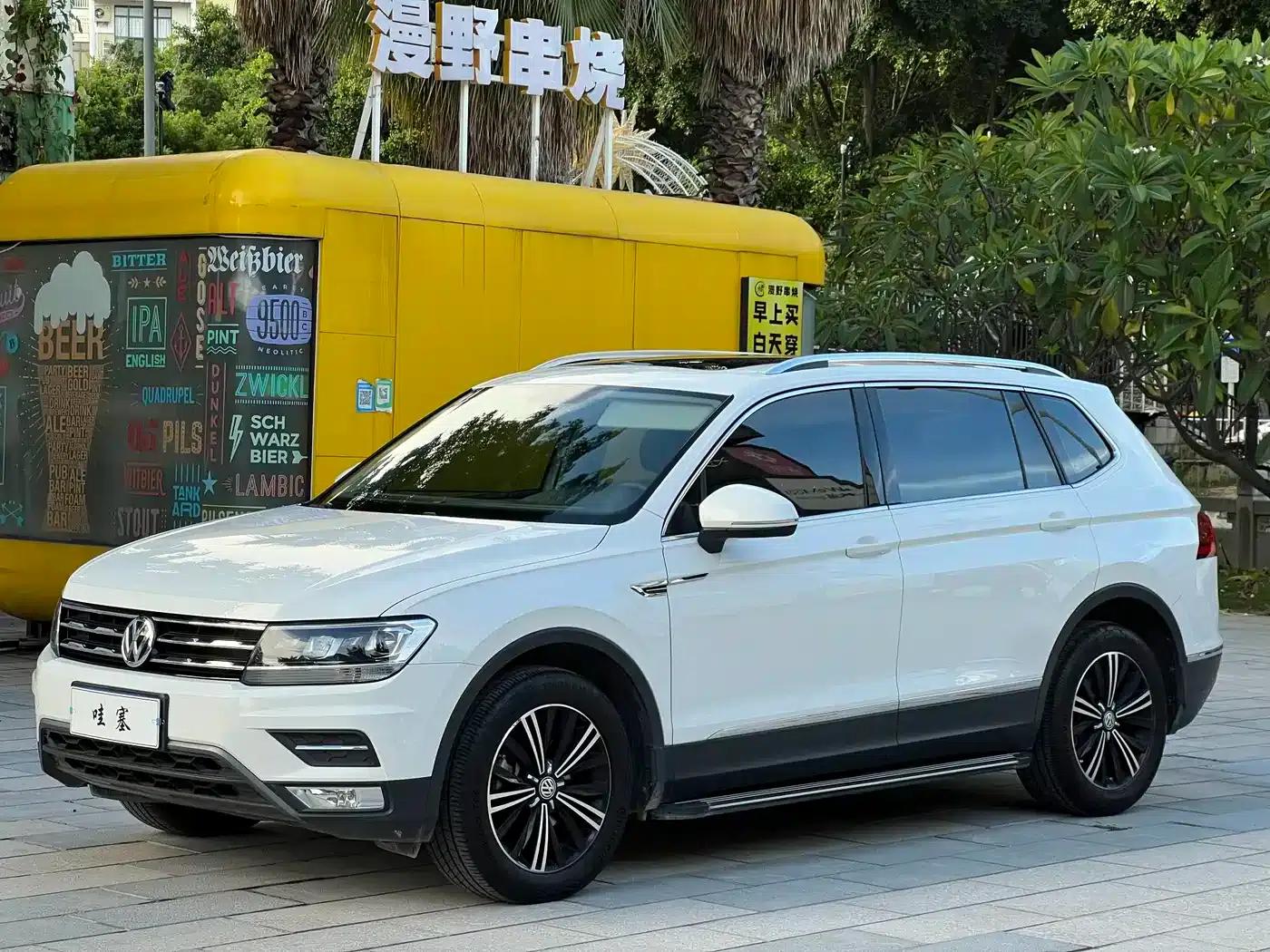 Tiguan L 2019 330TSI Automatic 2WD Panoramic Comfort Edition (China VI Emission Standard) — миниатюра 1