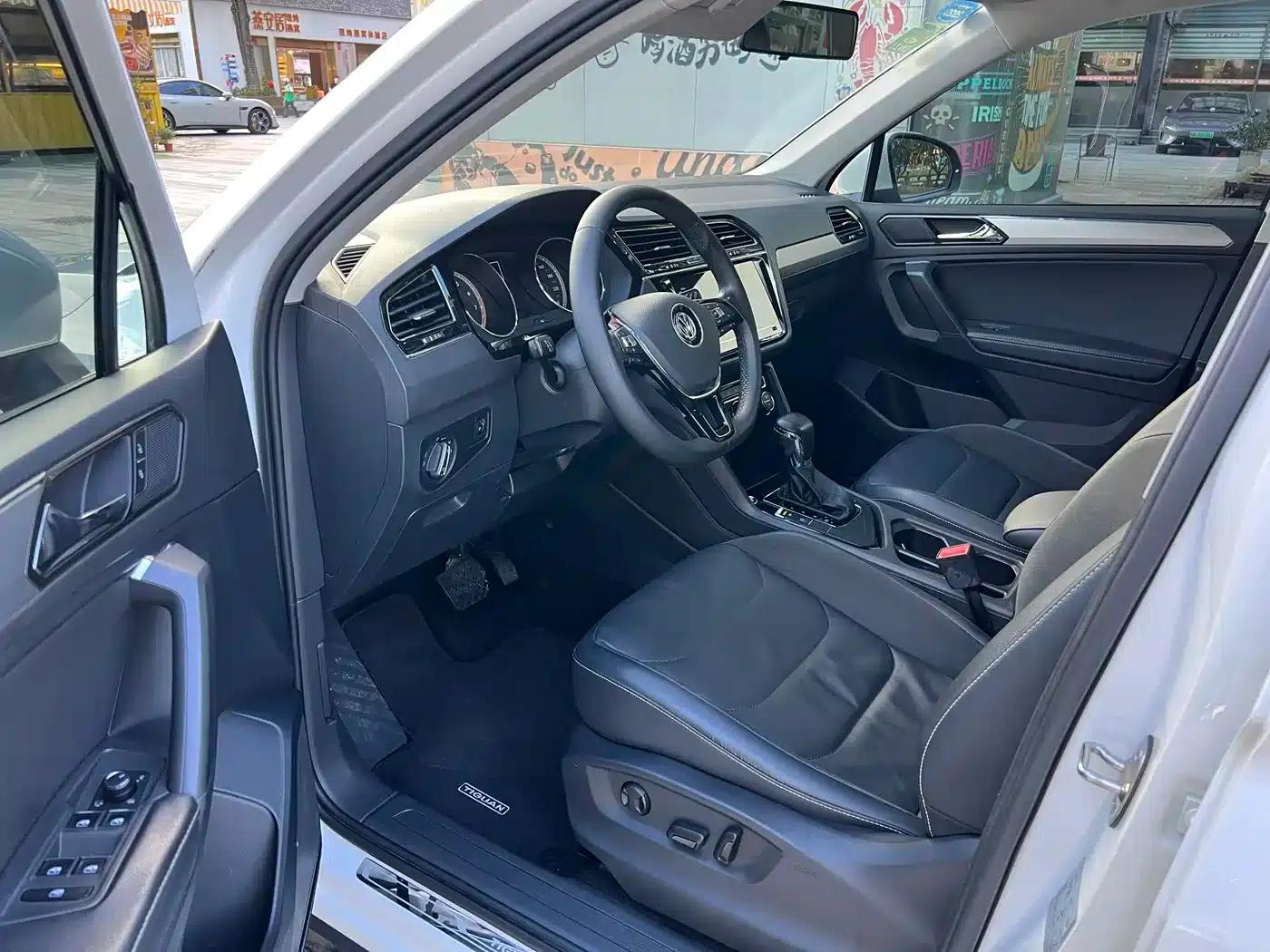 Tiguan L 2019 330TSI Automatic 2WD Panoramic Comfort Edition (China VI Emission Standard) — миниатюра 3