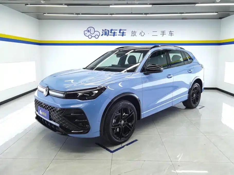 Tiguan L 2025 PRO 380TSI 2WD R-Line Supreme Edition — миниатюра 1