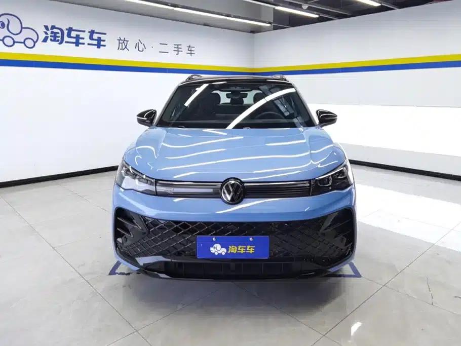 Tiguan L 2025 PRO 380TSI 2WD R-Line Supreme Edition — миниатюра 2