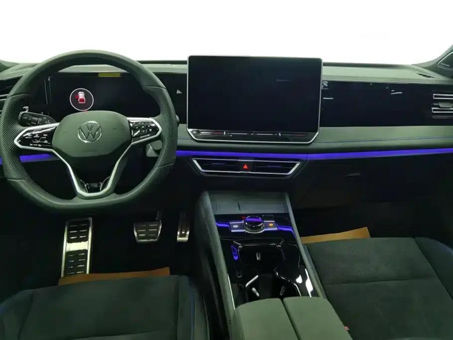 Tiguan L 2025 PRO 380TSI 2WD R-Line Supreme Edition — миниатюра 12
