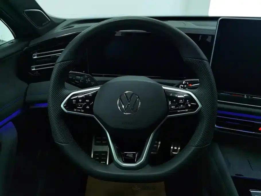 Tiguan L 2025 PRO 380TSI 2WD R-Line Supreme Edition — миниатюра 15