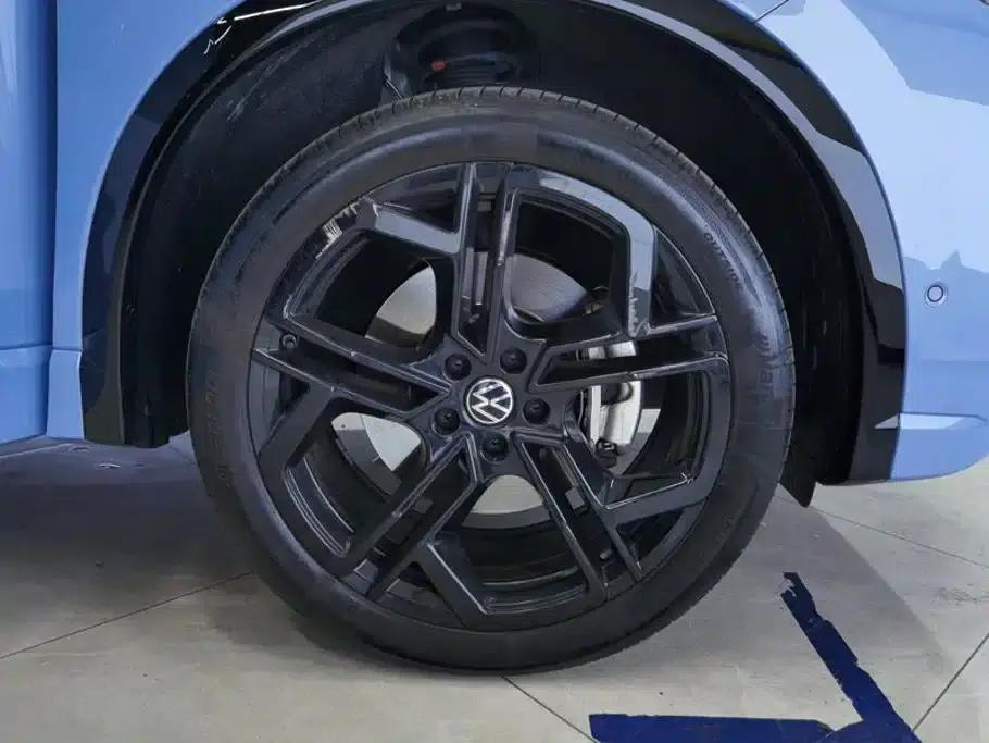 Tiguan L 2025 PRO 380TSI 2WD R-Line Supreme Edition — миниатюра 6