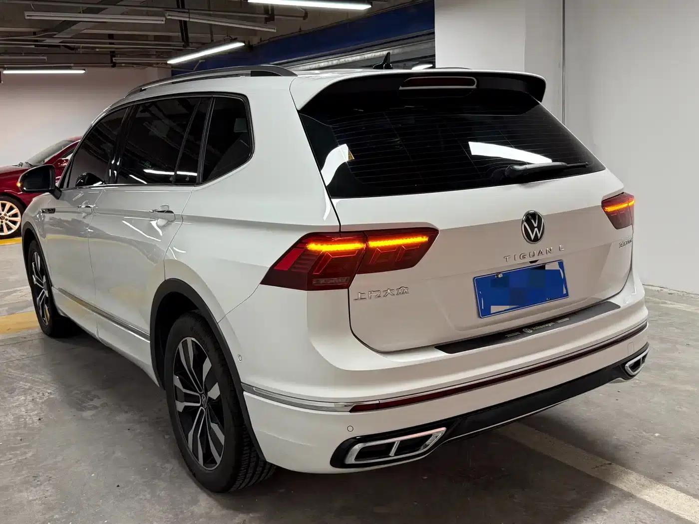 Tiguan L 2024 330TSI Automatic 2WD R-Line Premium Edition — миниатюра 17