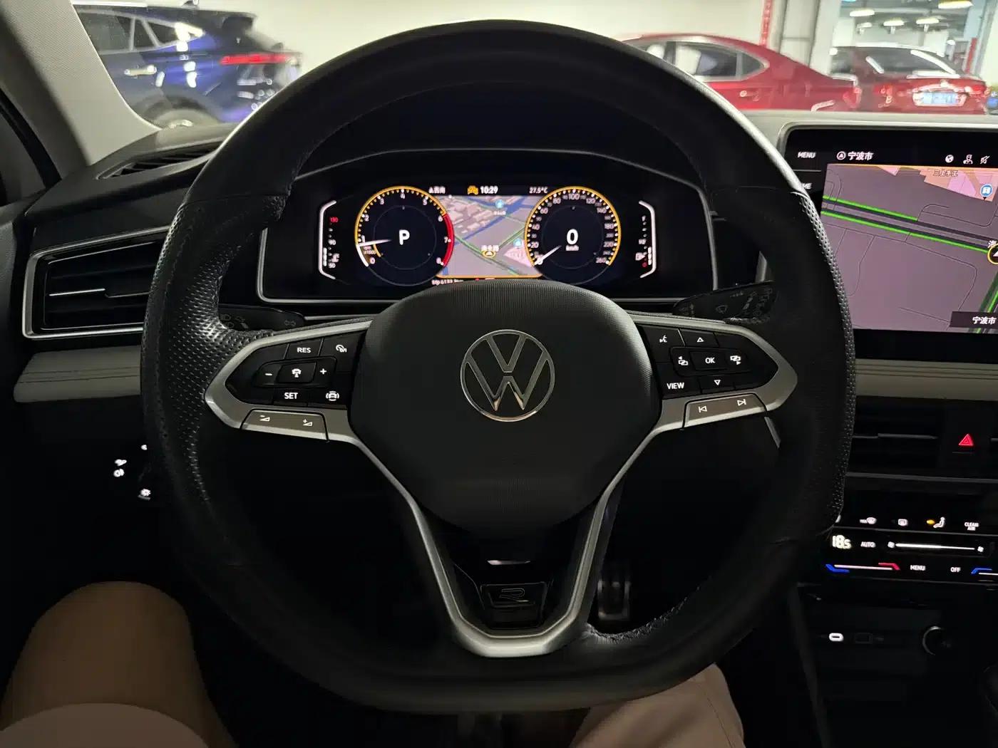 Tiguan L 2024 330TSI Automatic 2WD R-Line Premium Edition — миниатюра 6