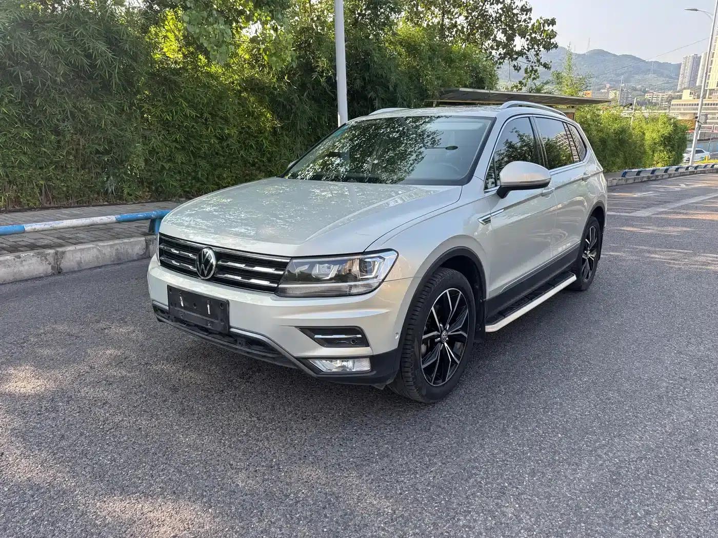 Tiguan L 2019 330TSI Automatic 2WD Smart Luxury Edition (China VI Emission Standard) — миниатюра 1