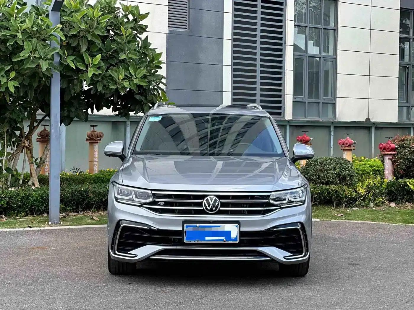 Tiguan L 2021 380TSI Automatic 4WD R-Line Flagship Edition 7-Seater — миниатюра 2
