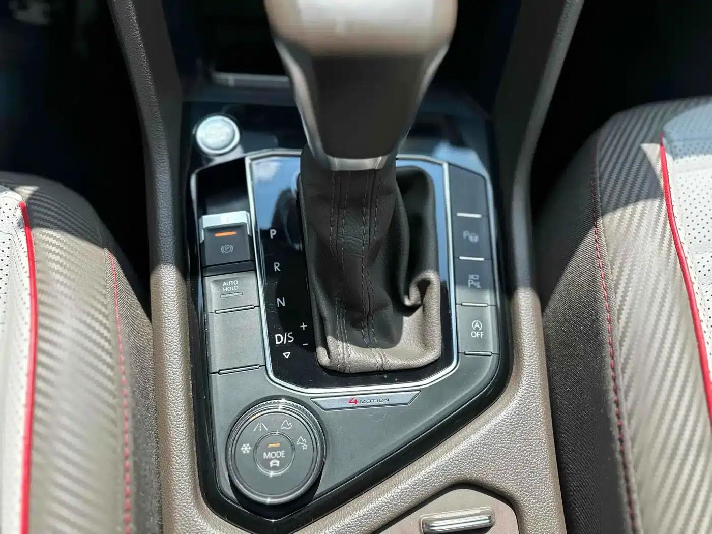 Tiguan L 2021 380TSI Automatic 4WD R-Line Flagship Edition 7-Seater — миниатюра 17