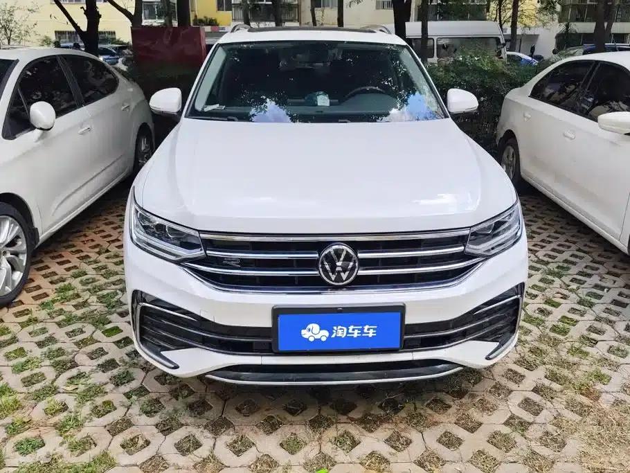Tiguan L 2022 330TSI Automatic 2WD R-Line Premium Edition — миниатюра 2