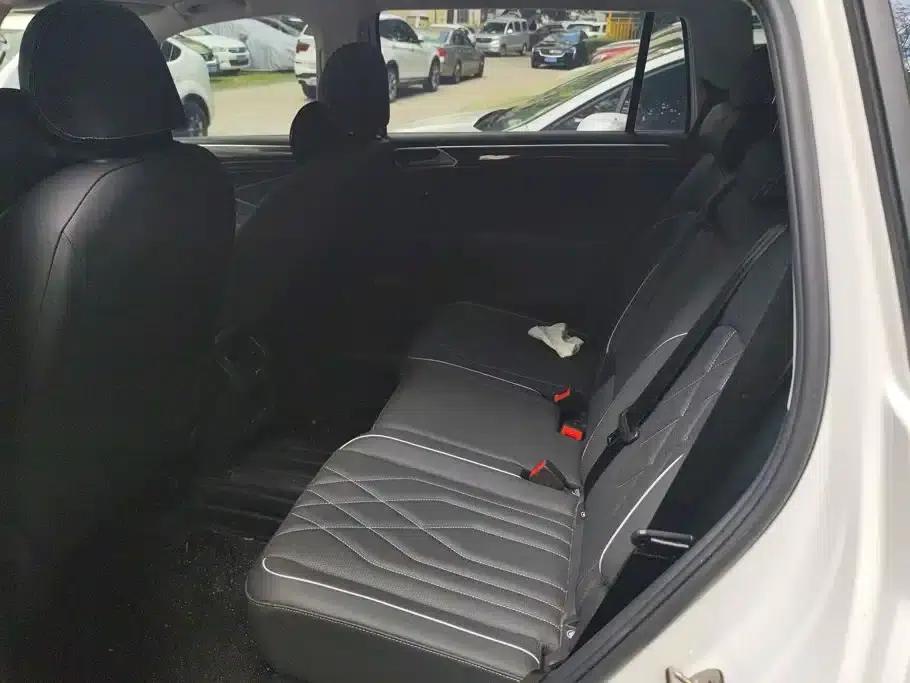 Tiguan L 2022 330TSI Automatic 2WD R-Line Premium Edition — миниатюра 11