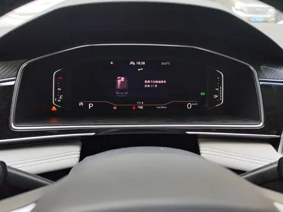 Tiguan L 2022 330TSI Automatic 2WD R-Line Premium Edition — миниатюра 14