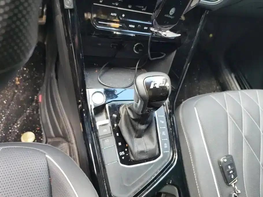 Tiguan L 2022 330TSI Automatic 2WD R-Line Premium Edition — миниатюра 16