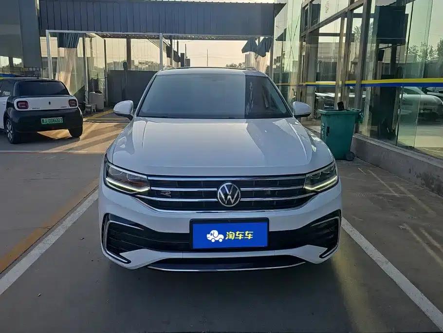 Tiguan L 2022 330TSI Automatic 2WD R-Line Premium Edition — миниатюра 2