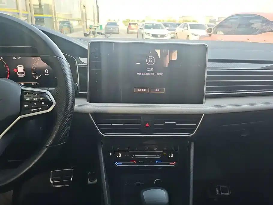 Tiguan L 2022 330TSI Automatic 2WD R-Line Premium Edition — миниатюра 13