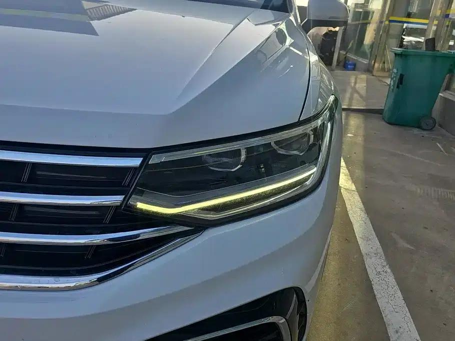 Tiguan L 2022 330TSI Automatic 2WD R-Line Premium Edition — миниатюра 5