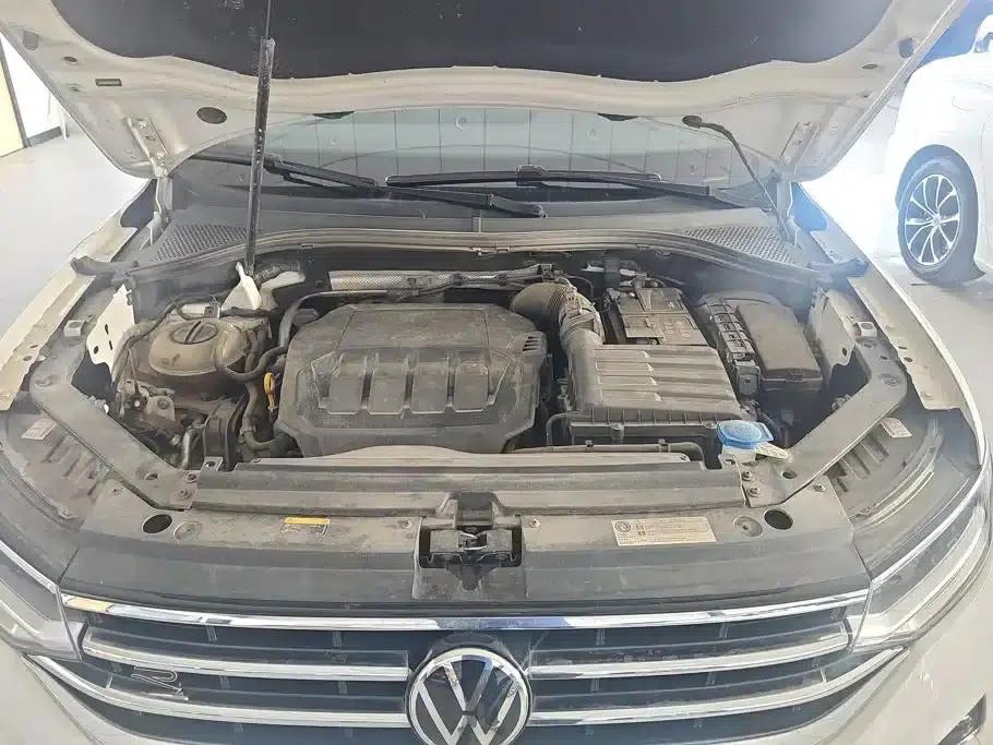 Tiguan L 2022 330TSI Automatic 2WD R-Line Premium Edition — миниатюра 10
