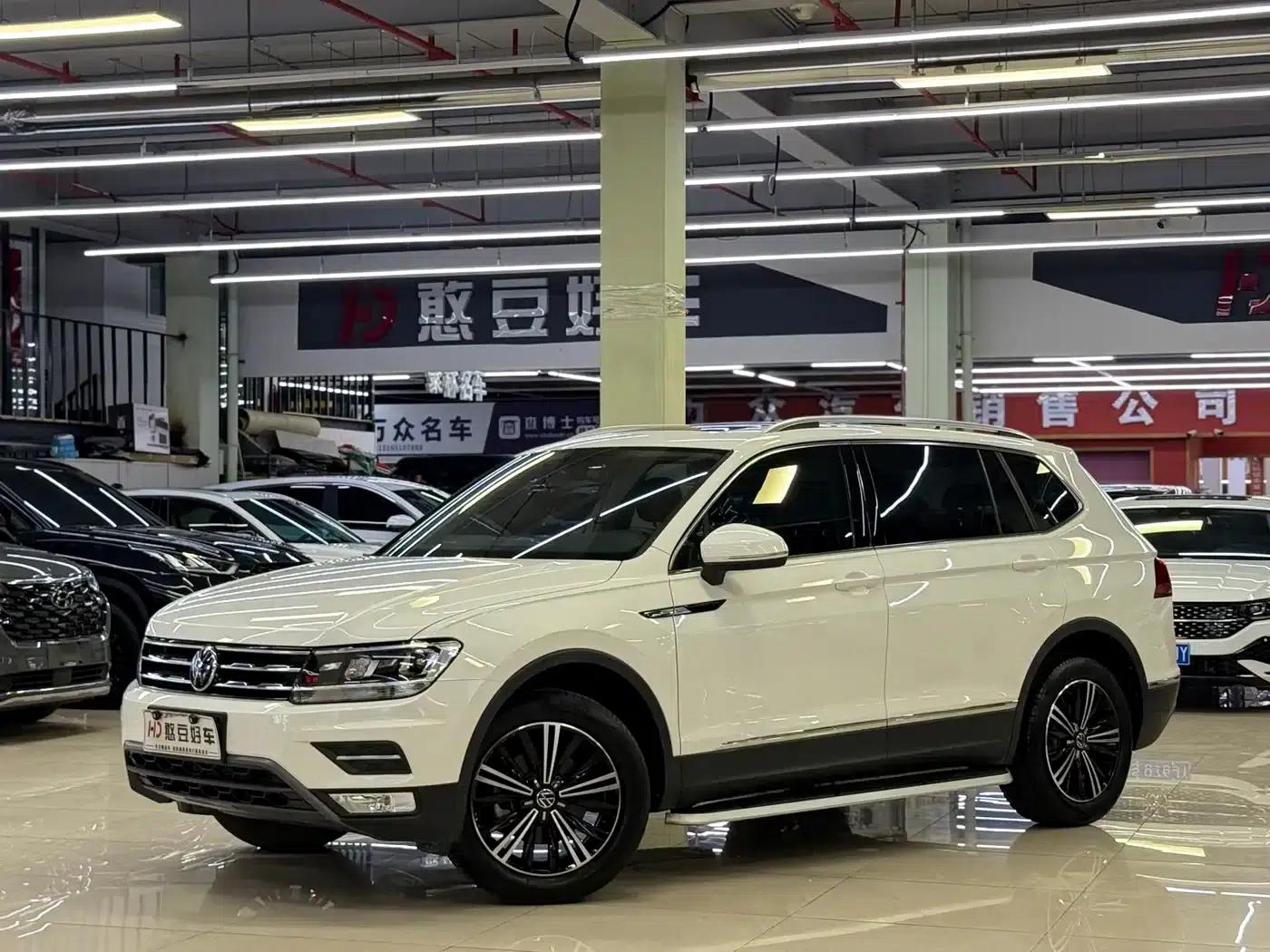 Tiguan L 2021 280TSI Automatic 2WD Smart Edition — миниатюра 1