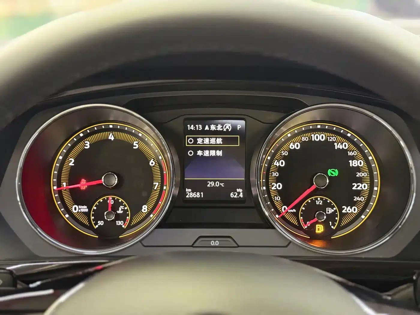 Tiguan L 2021 280TSI Automatic 2WD Smart Edition — миниатюра 13
