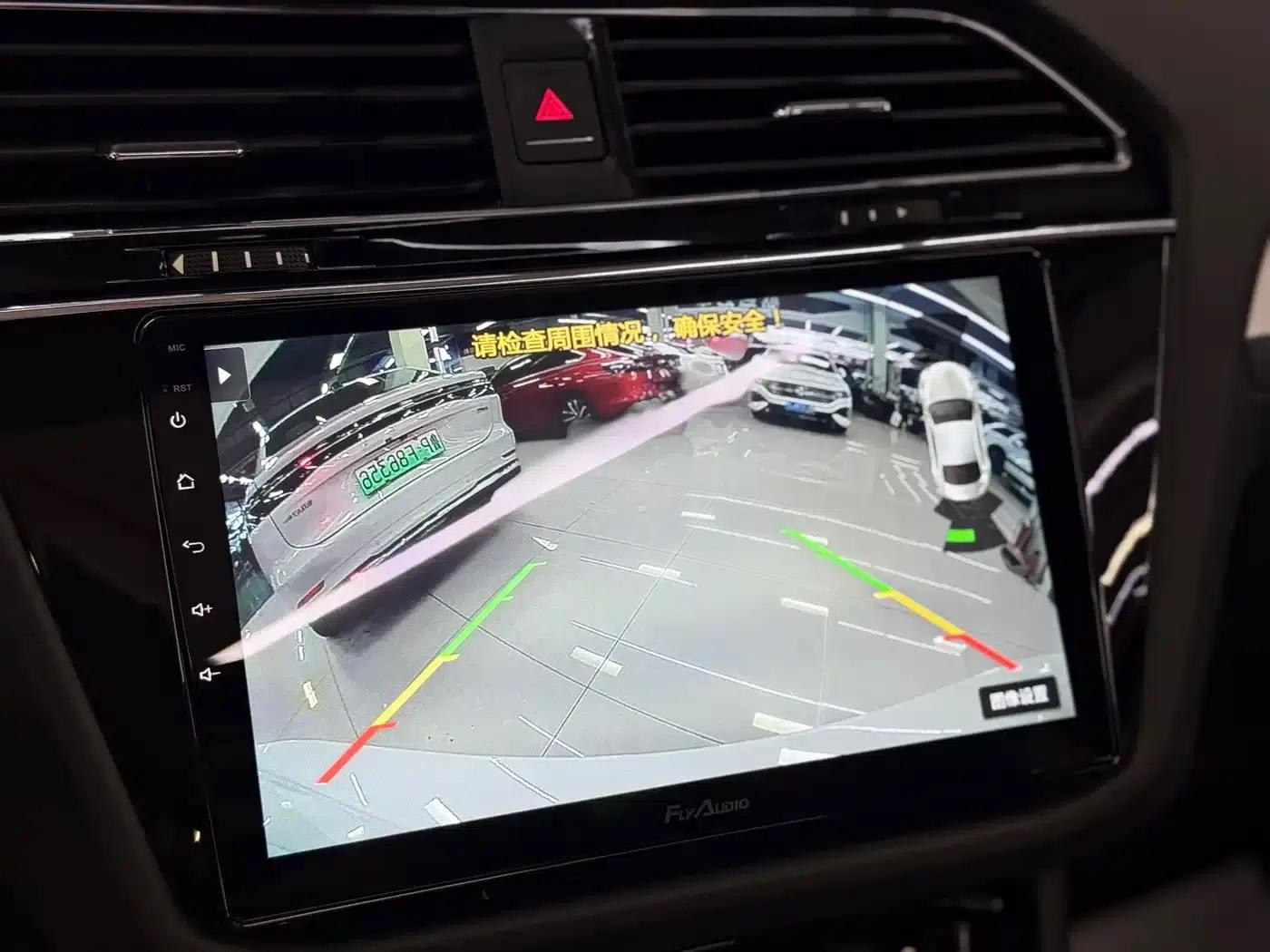 Tiguan L 2021 280TSI Automatic 2WD Smart Edition — миниатюра 14
